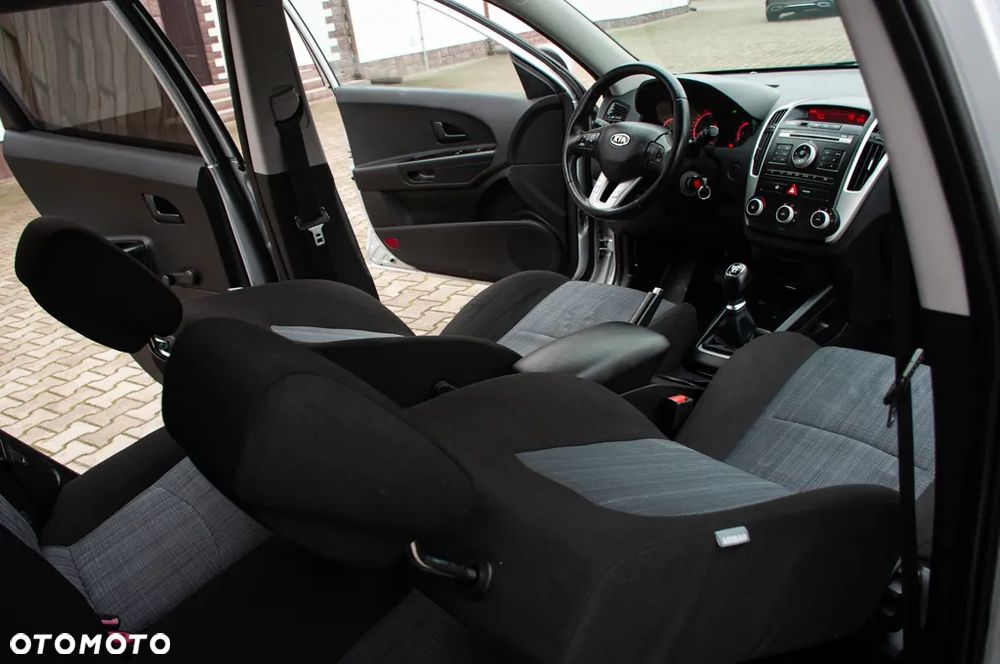 Kia Ceed 1.4 CVVT LX - 25