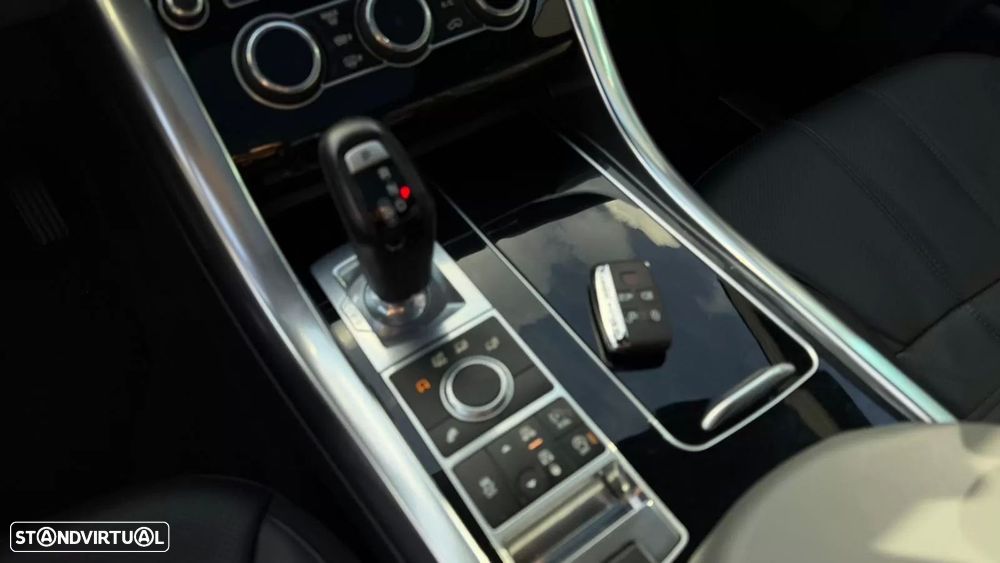 Land Rover Range Rover Sport 3.0 SDV6 HSE - 11