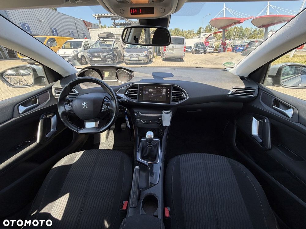 Peugeot 308 1.6 e-HDi Active S&S - 34