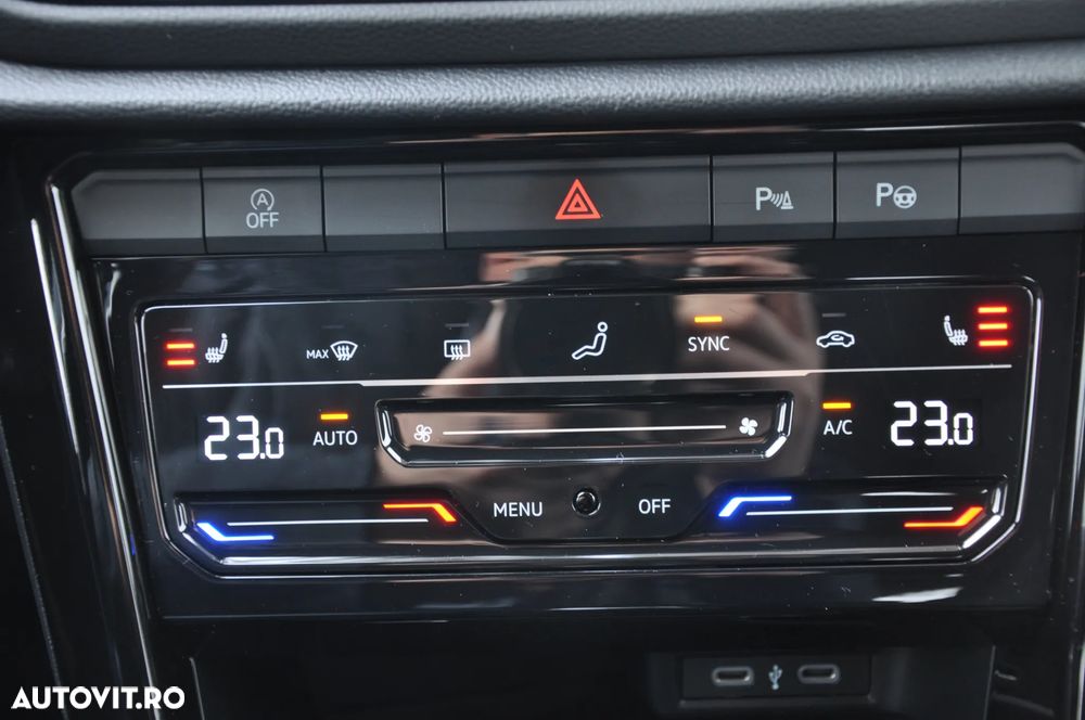 Volkswagen T-Roc - 24