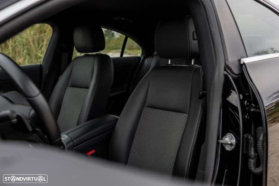 Mercedes-Benz CLA 250 Shooting Brake Progressive Aut. - 25