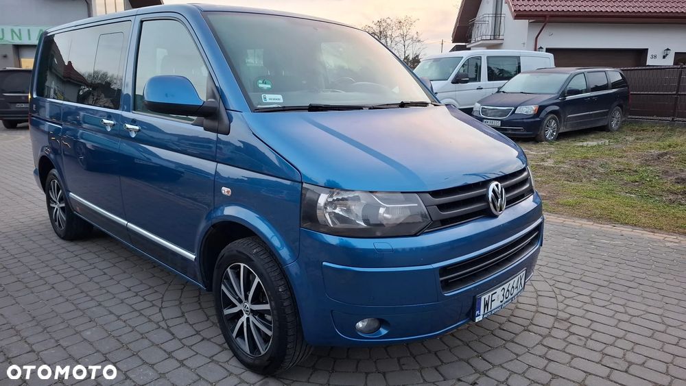 Volkswagen Caravelle - 1