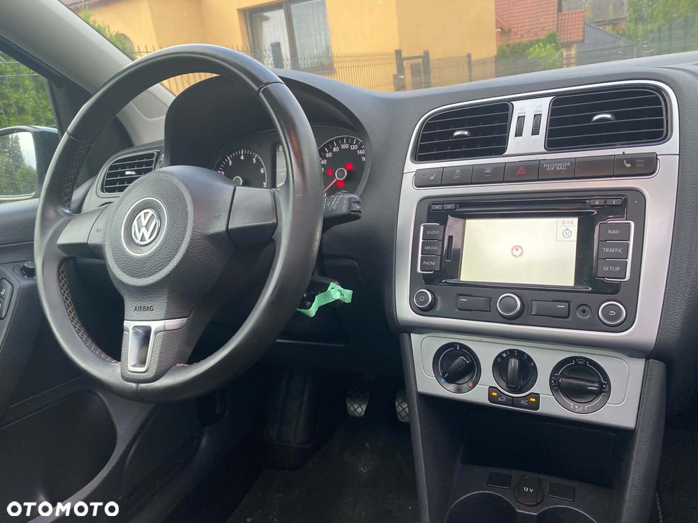 Volkswagen Polo 1.2 TSI Blue Motion Technology MATCH - 17