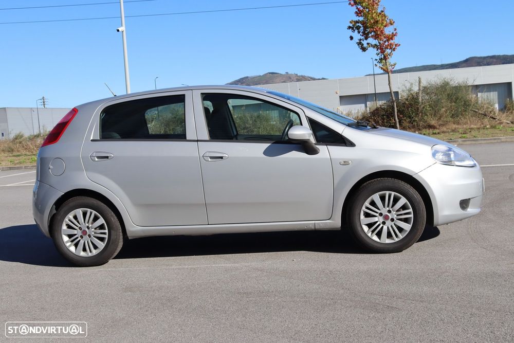 Fiat Grande Punto 1.3 M-Jet Free J15 - 21