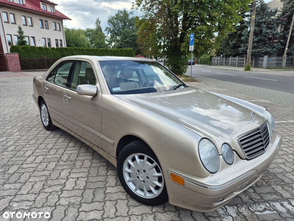 Mercedes-Benz Klasa E - 2