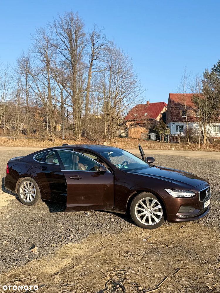 Volvo S90 D4 Momentum - 22