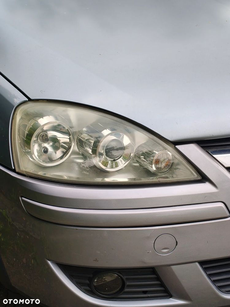 Opel Corsa - 12