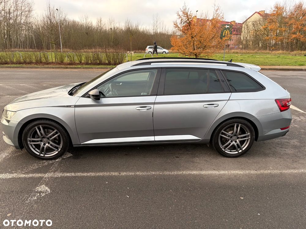 Skoda Superb 1.8 TSI Sportline DSG - 3