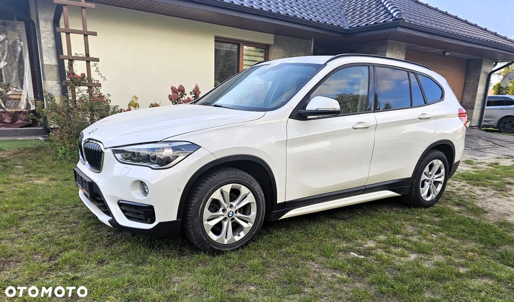 BMW X1 xDrive18d Sport Line sport - 2