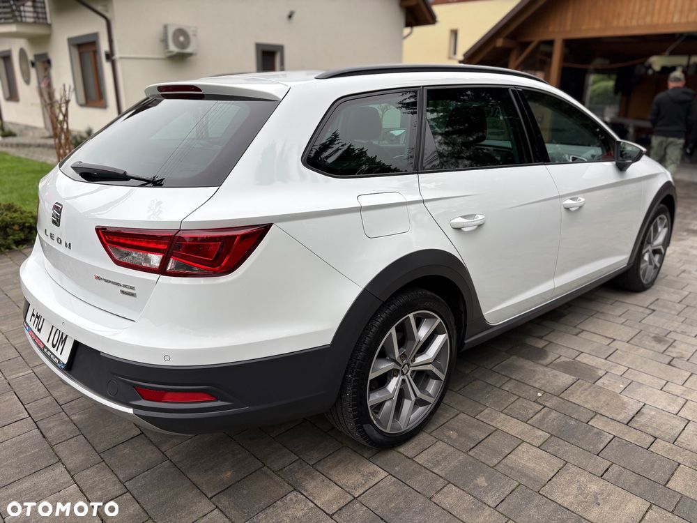 Seat Leon 2.0 TDI DPF Start&Stop DSG XCELLENCE - 15