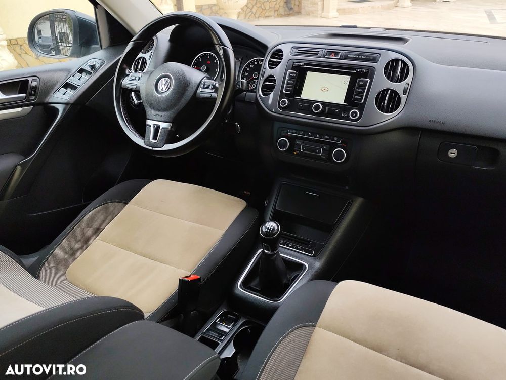 Volkswagen Tiguan - 9