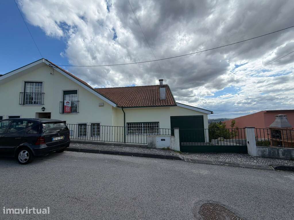 Moradia M4 com garagem em zona do Tovim , Coimbra - Grande imagem: 2/29