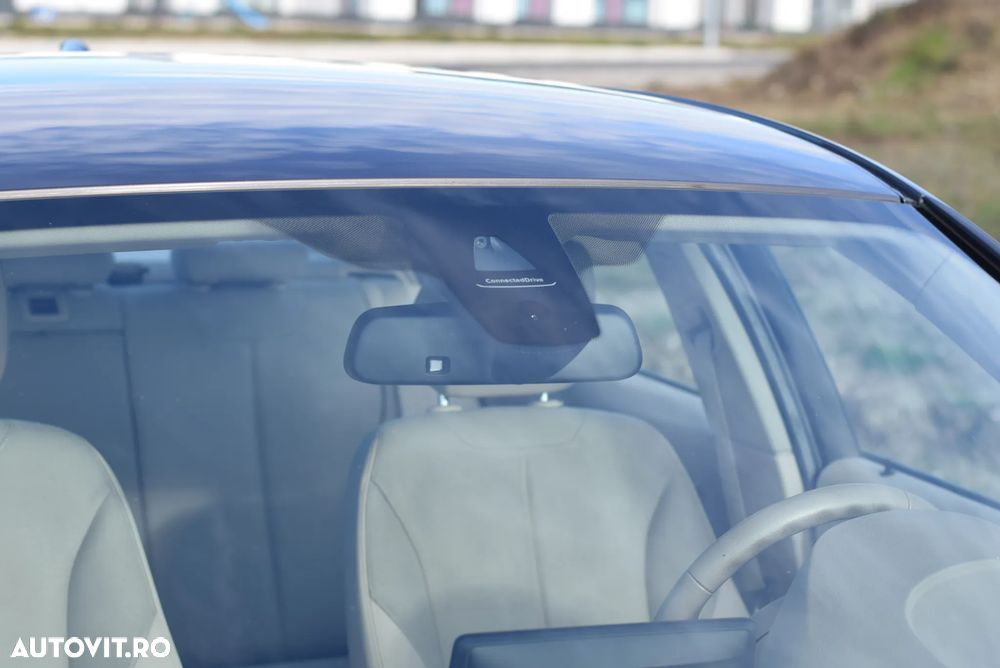 BMW Seria 3 320d Aut. Modern Line - 23