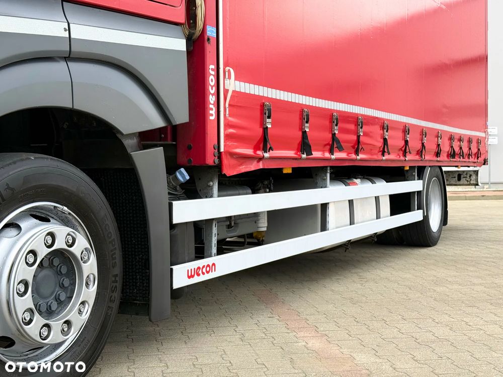 Mercedes-Benz ACTROS 1840 / PRZESTRZENNY 60M3 / 7,75 M / SALON PL - 12