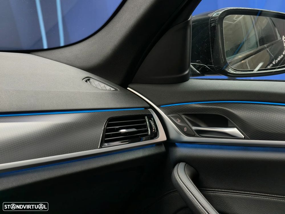 BMW 530 e Pack M - 25