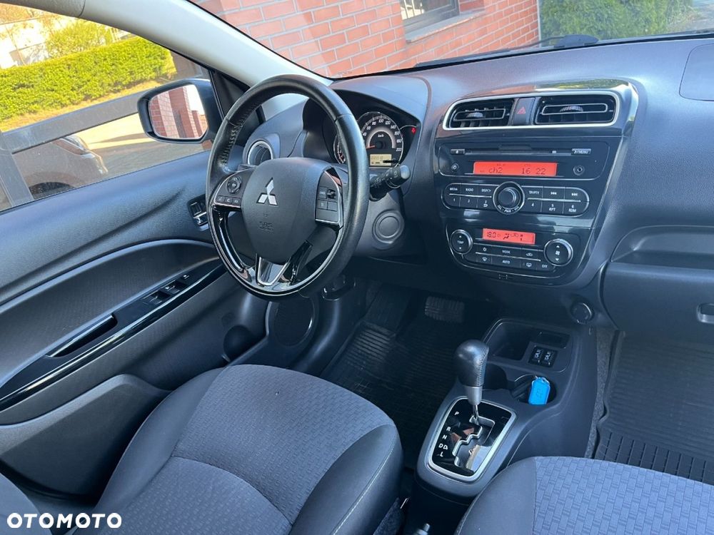 Mitsubishi Space Star 1.2 AS&G Instyle CVT - 7