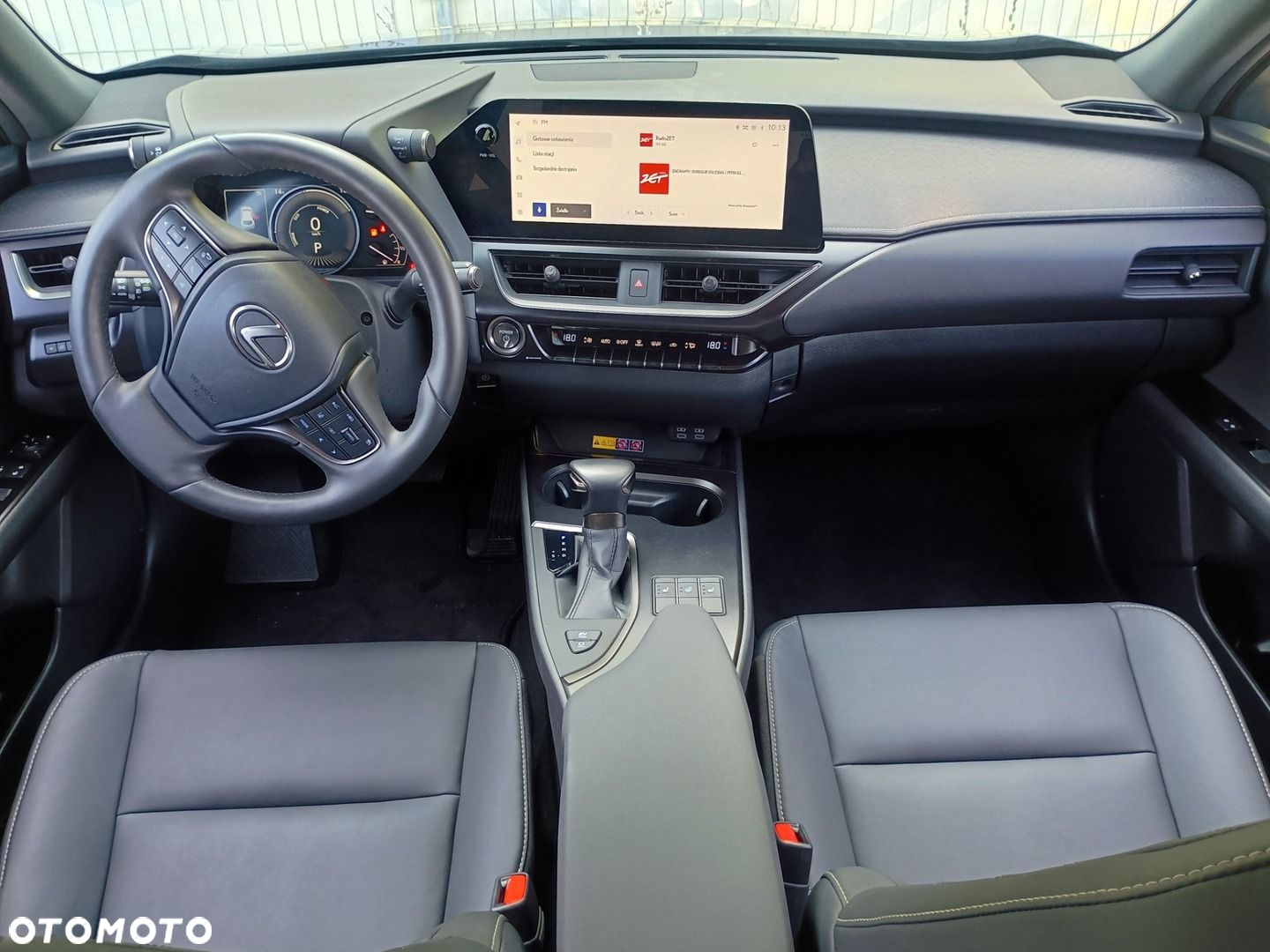 Lexus UX - 13