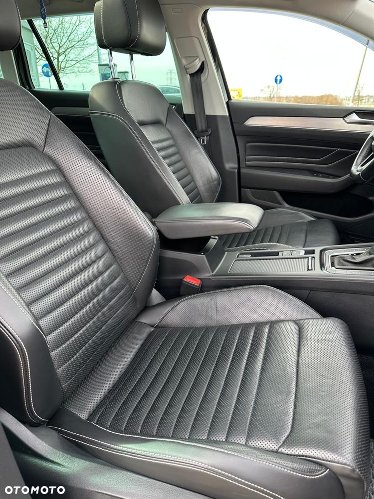 Volkswagen Passat - 7