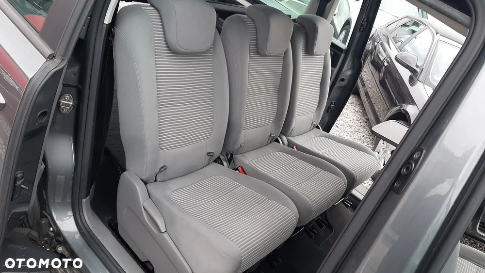 Seat Alhambra 2.0 TDI Reference DSG - 25