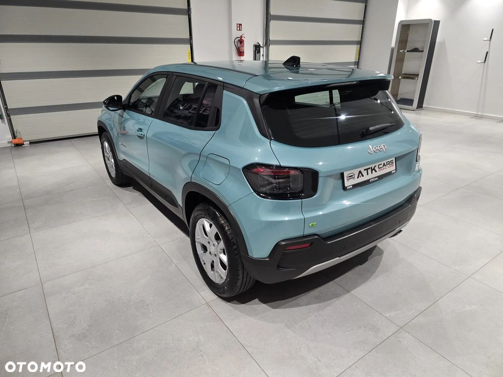 Jeep Avenger 1.2 T3 mHEV Altitude FWD eDCT6 - 6