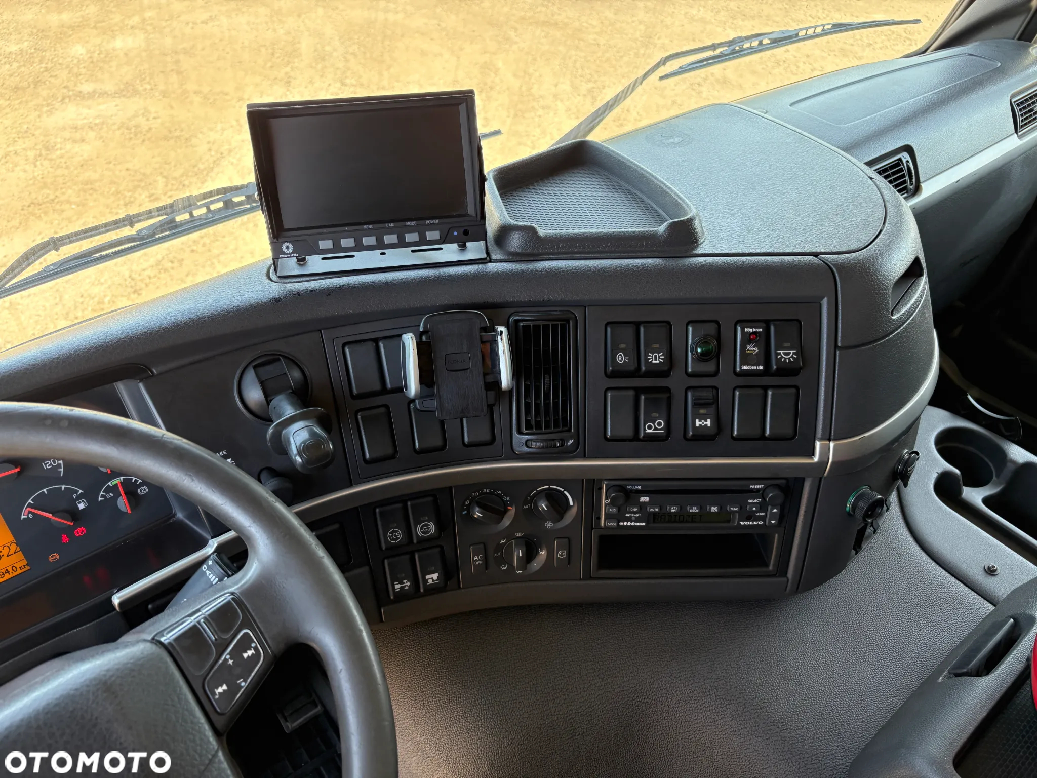 Volvo FM - 6x2 HDS Palfinger PK 23002 - 31