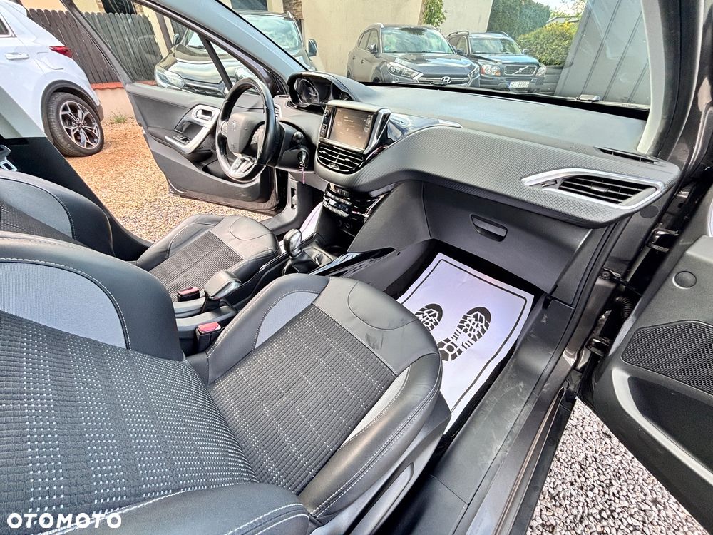 Peugeot 2008 PureTech 110 Stop&Start Allure - 10