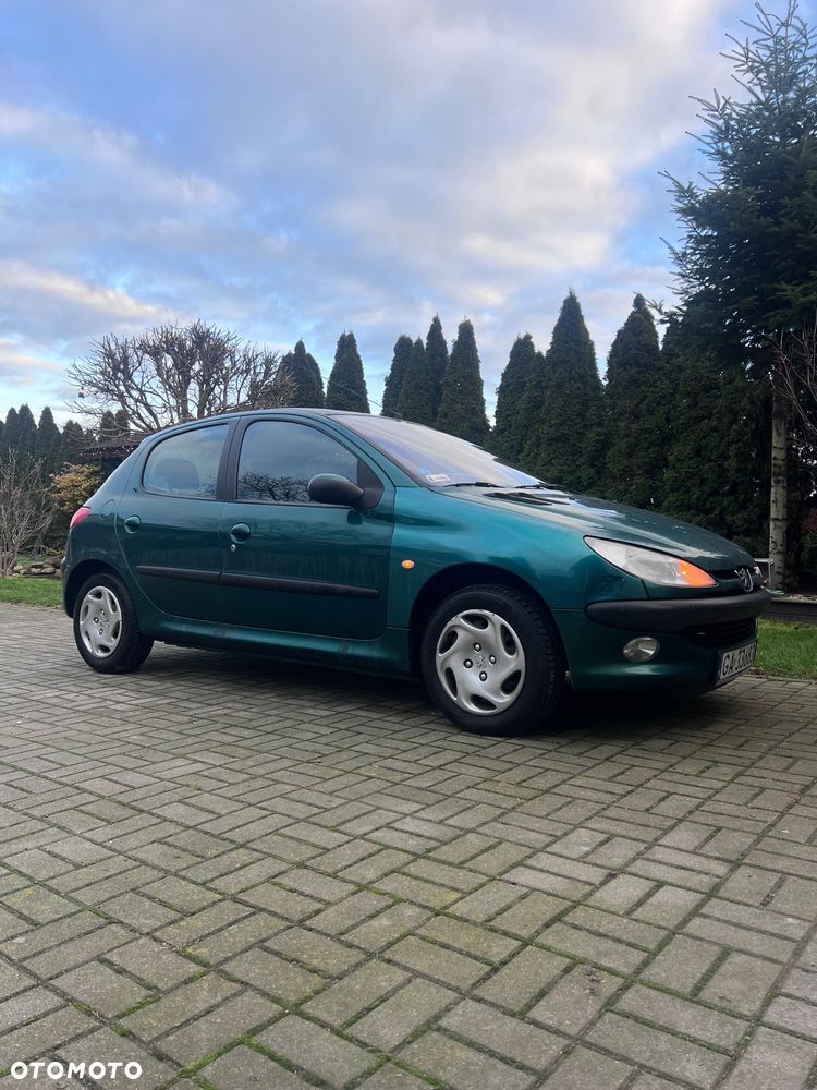 Peugeot 206 1.1 XR - 4