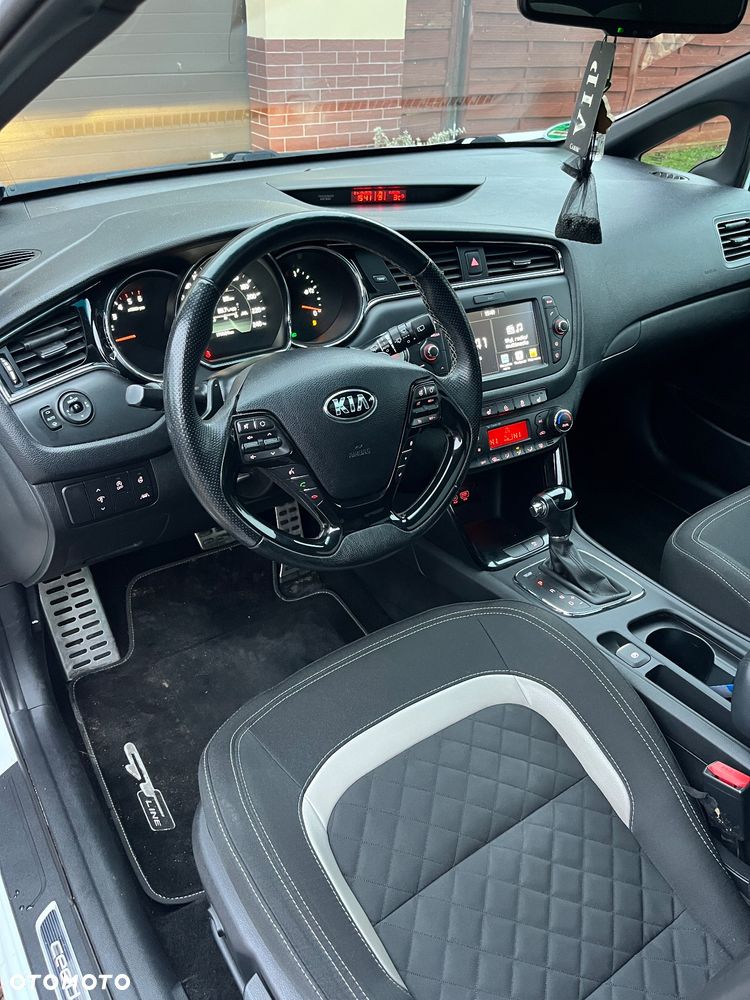 Kia Ceed 1.6 CRDi DCT GT Line - 11