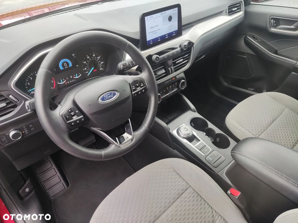 Ford Kuga - 13