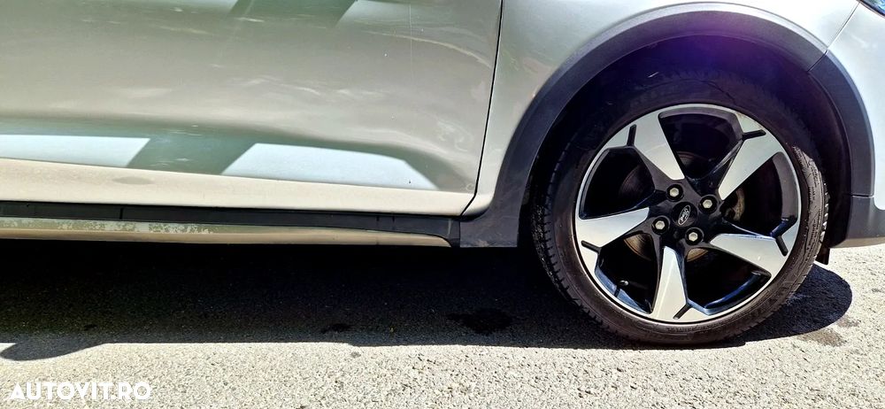 Ford Fiesta 1.0 EcoBoost Active II - 14