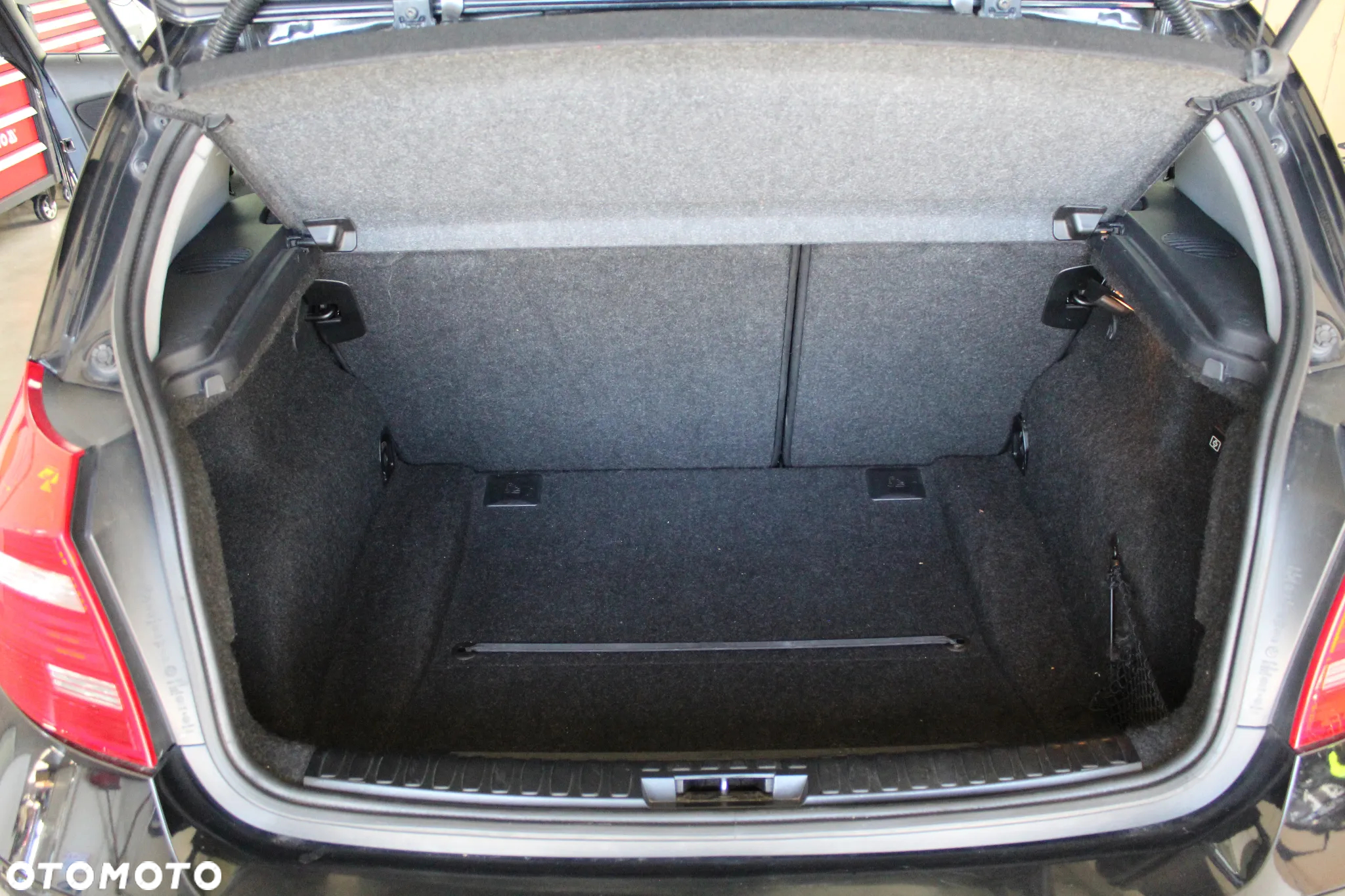 BMW Seria 1 116i - 14
