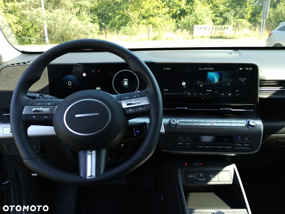 Hyundai Kona 65kWh Executive - 13