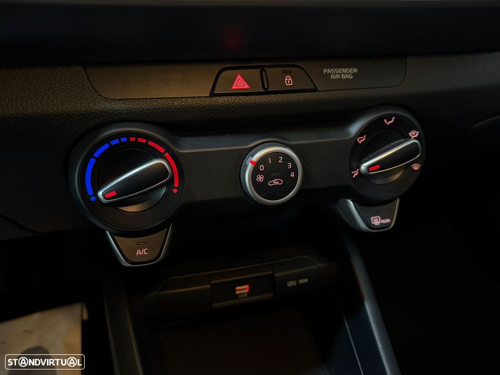 Kia Stonic 1.2 MPi Vibe - 13