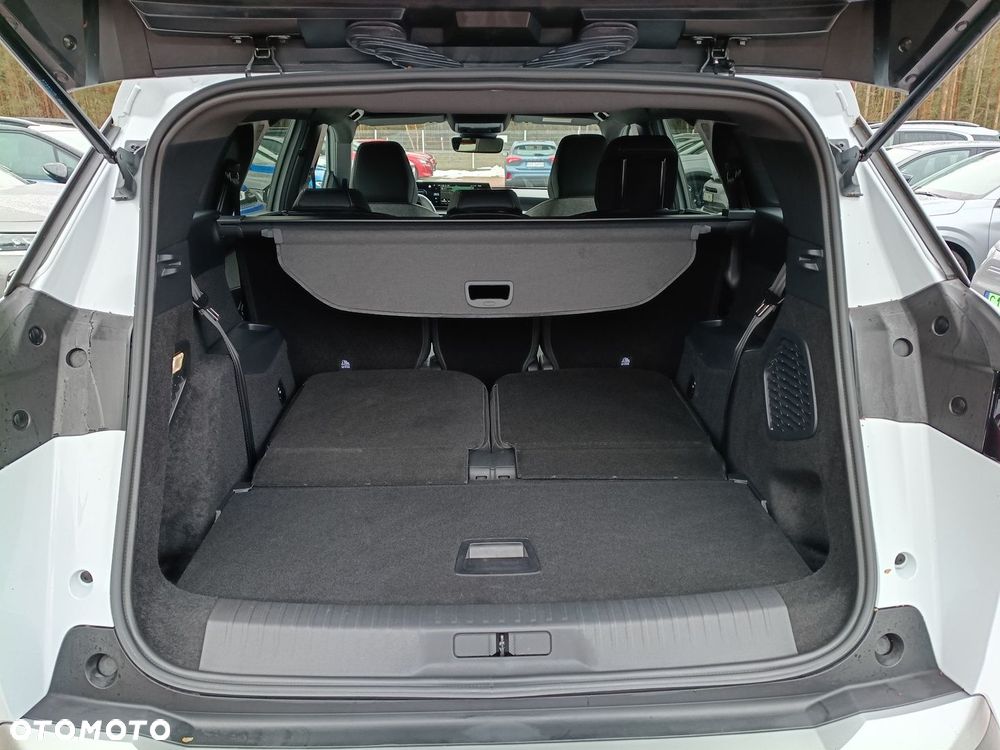 Peugeot 5008 - 8