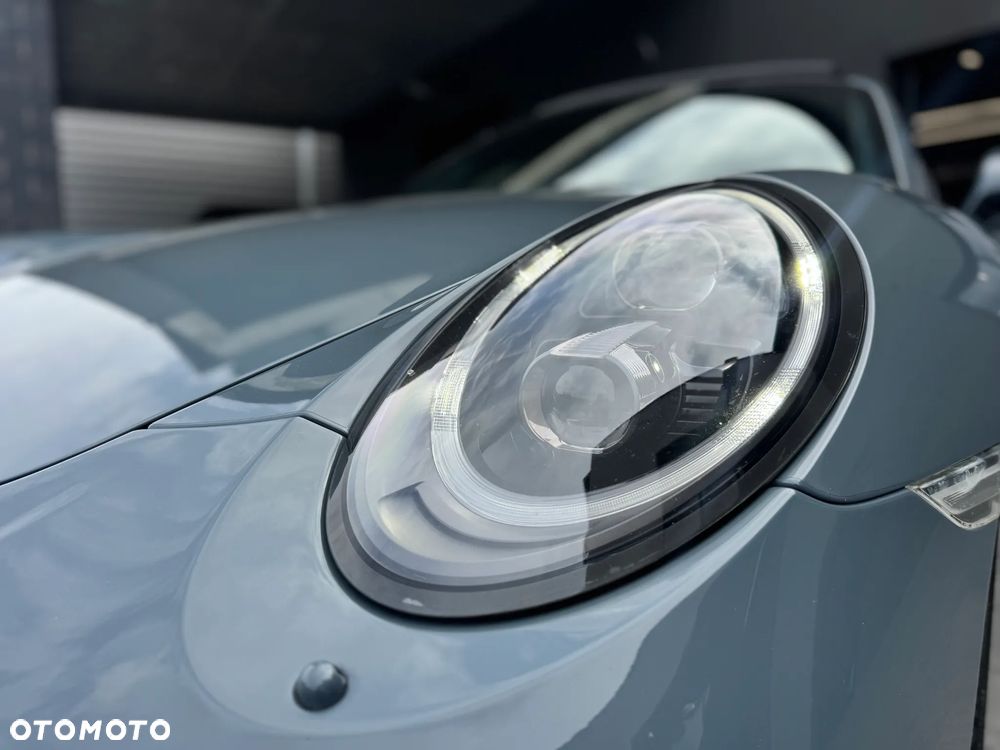 Porsche 911 Turbo S - 28