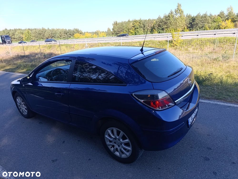 Opel Astra 1.6 Sport - 10