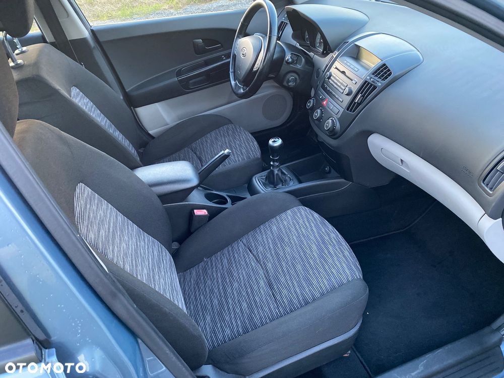 Kia Ceed 1.6 Comfort + - 7