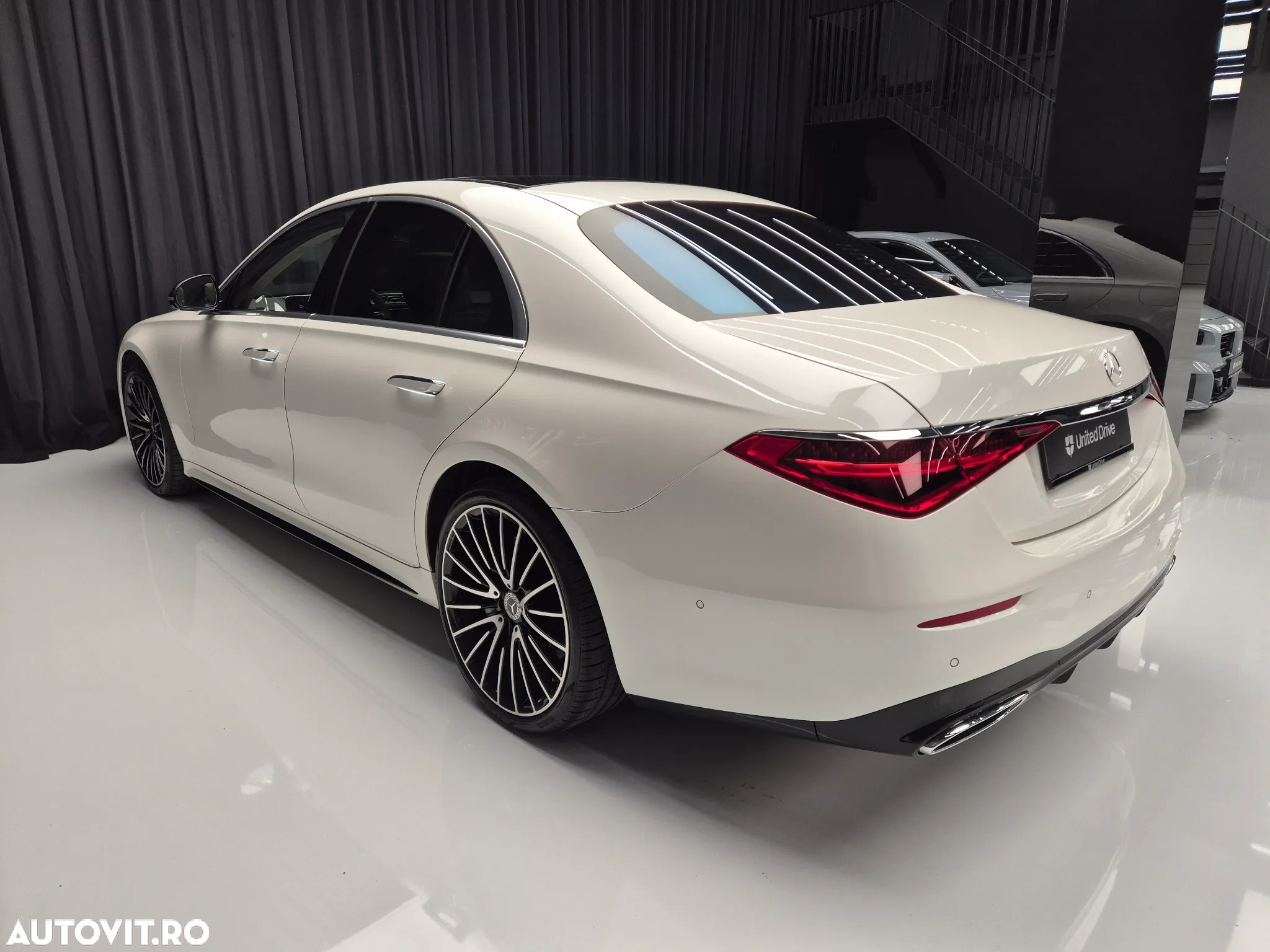 Mercedes-Benz S 400 d 4Matic 9G-TRONIC - 12