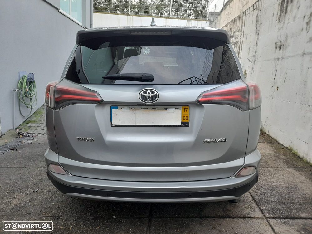 Toyota RAV4 2.0 D-4D Comfort - 3