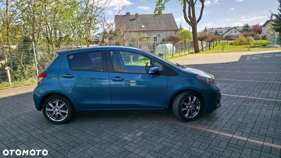Toyota Yaris 1.33 Premium - 14