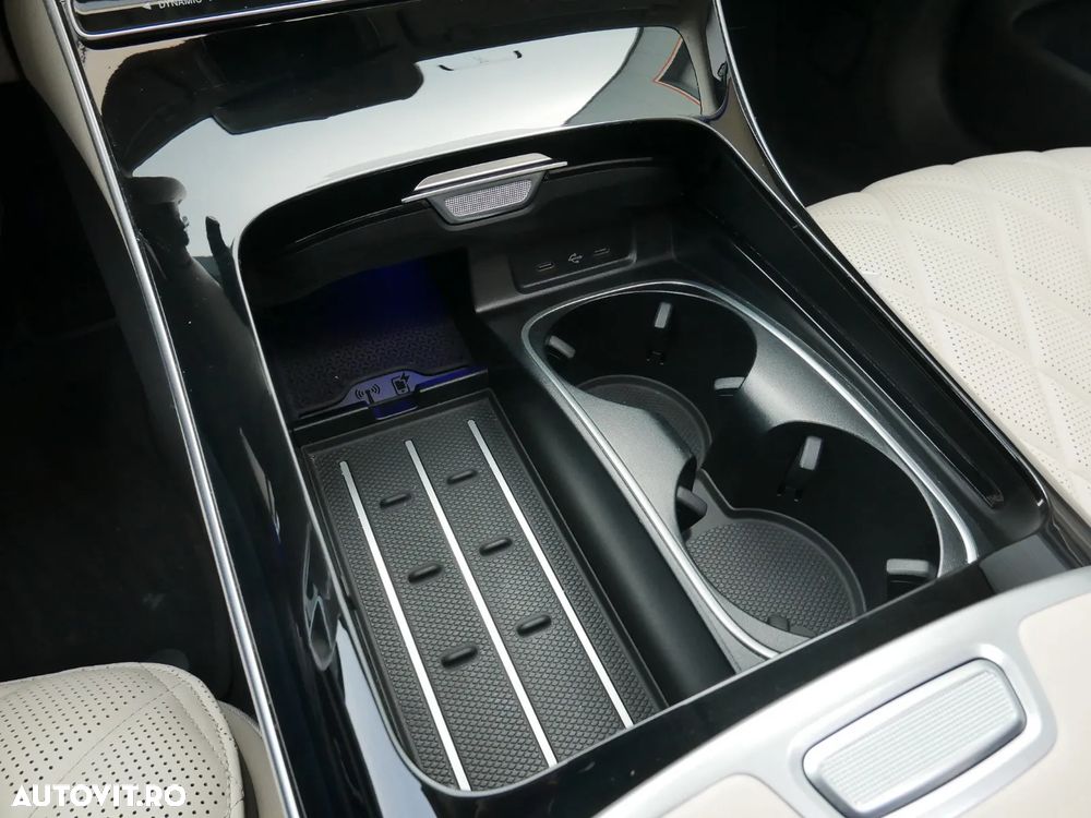 Mercedes-Benz S - 26