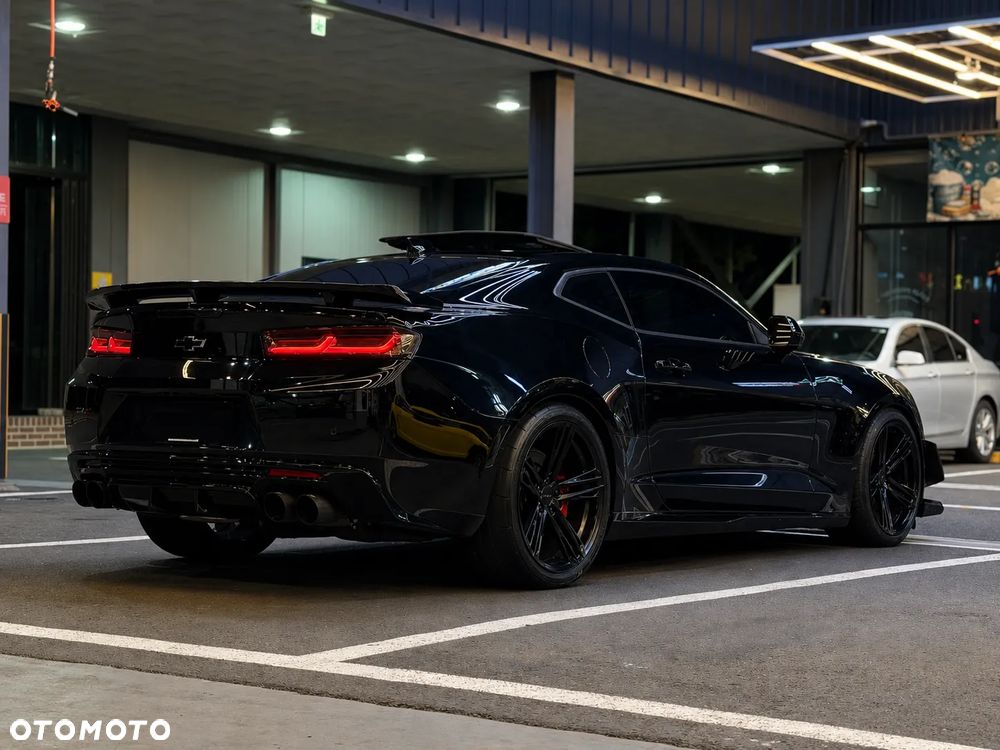 Chevrolet Camaro - 3