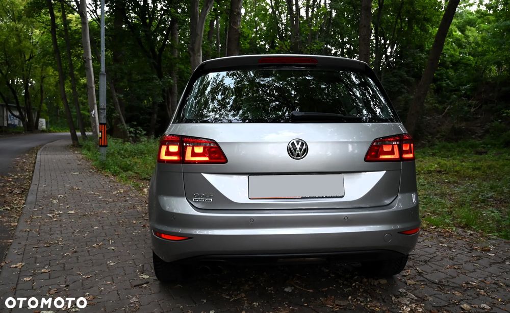 Volkswagen Golf Sportsvan - 16