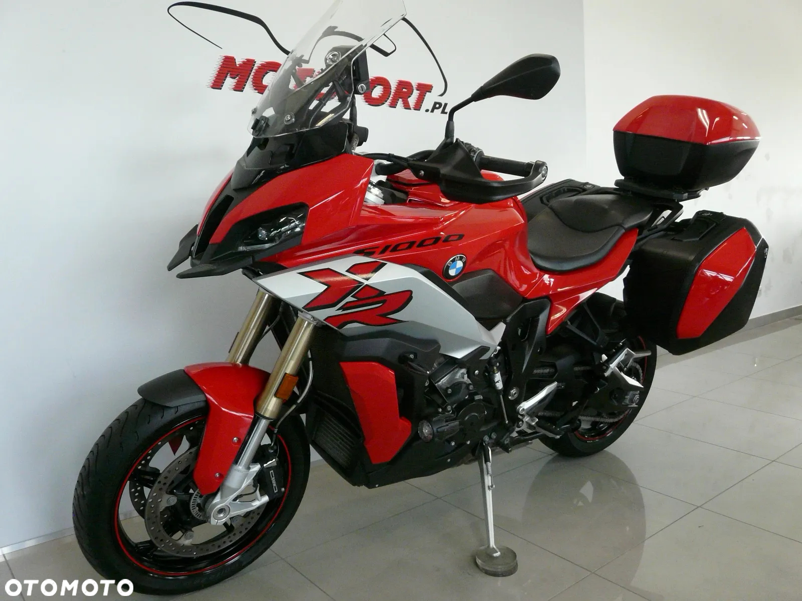 BMW S - 15