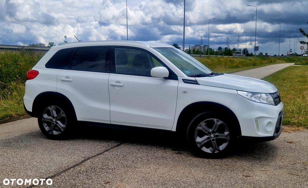 Suzuki Vitara 1.6 XLED 2WD - 8