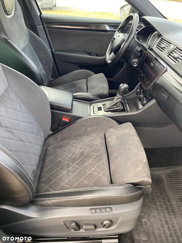 Skoda Superb 2.0 TDI 4x4 Sportline DSG - 22