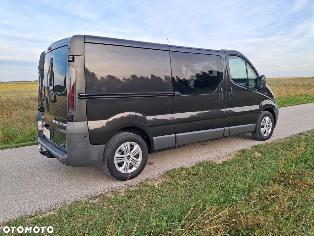 Opel Vivaro - 13