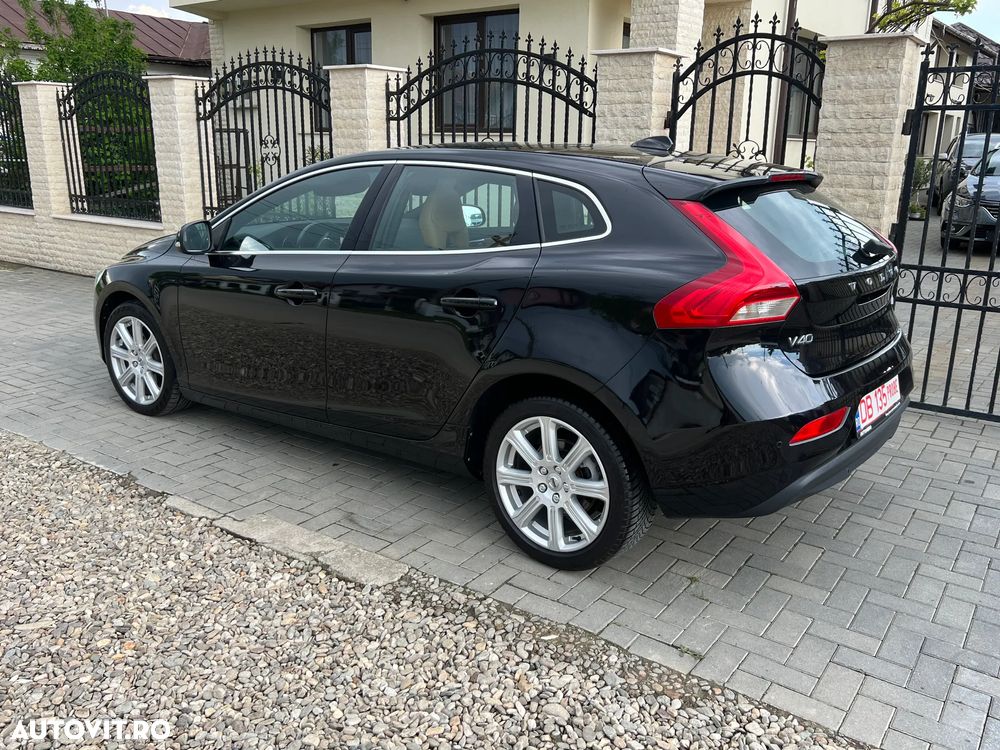 Volvo V40 D2 Inscription - 21