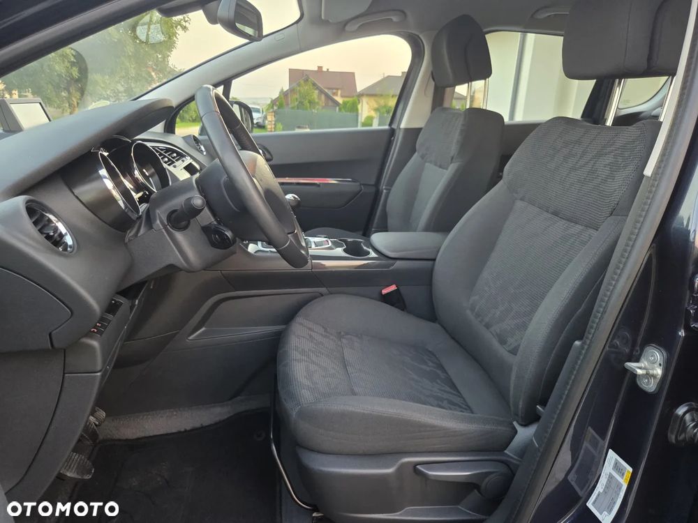 Peugeot 3008 HDi 115 Allure - 15