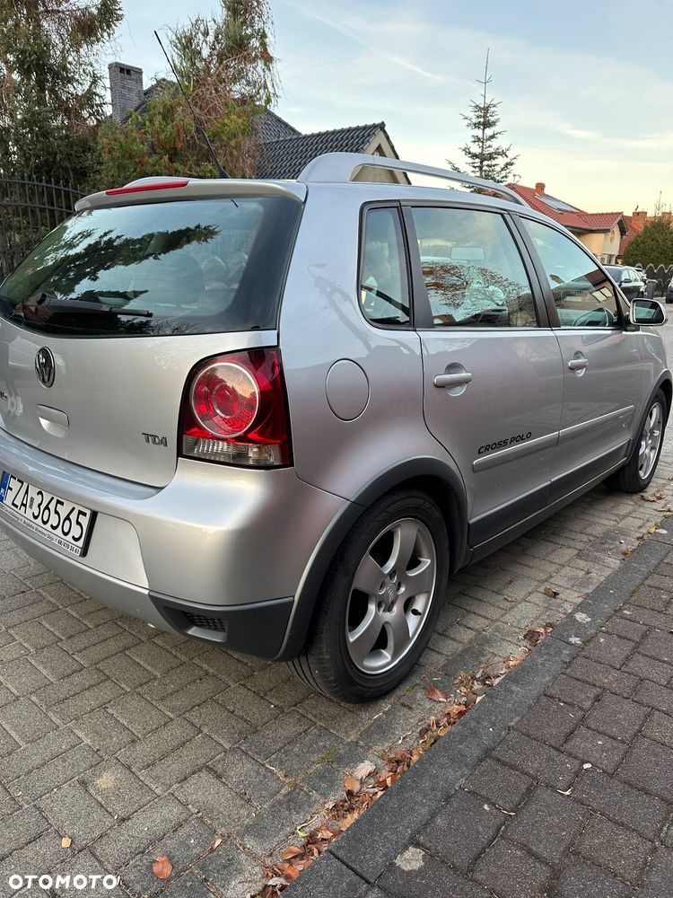Volkswagen Polo - 5